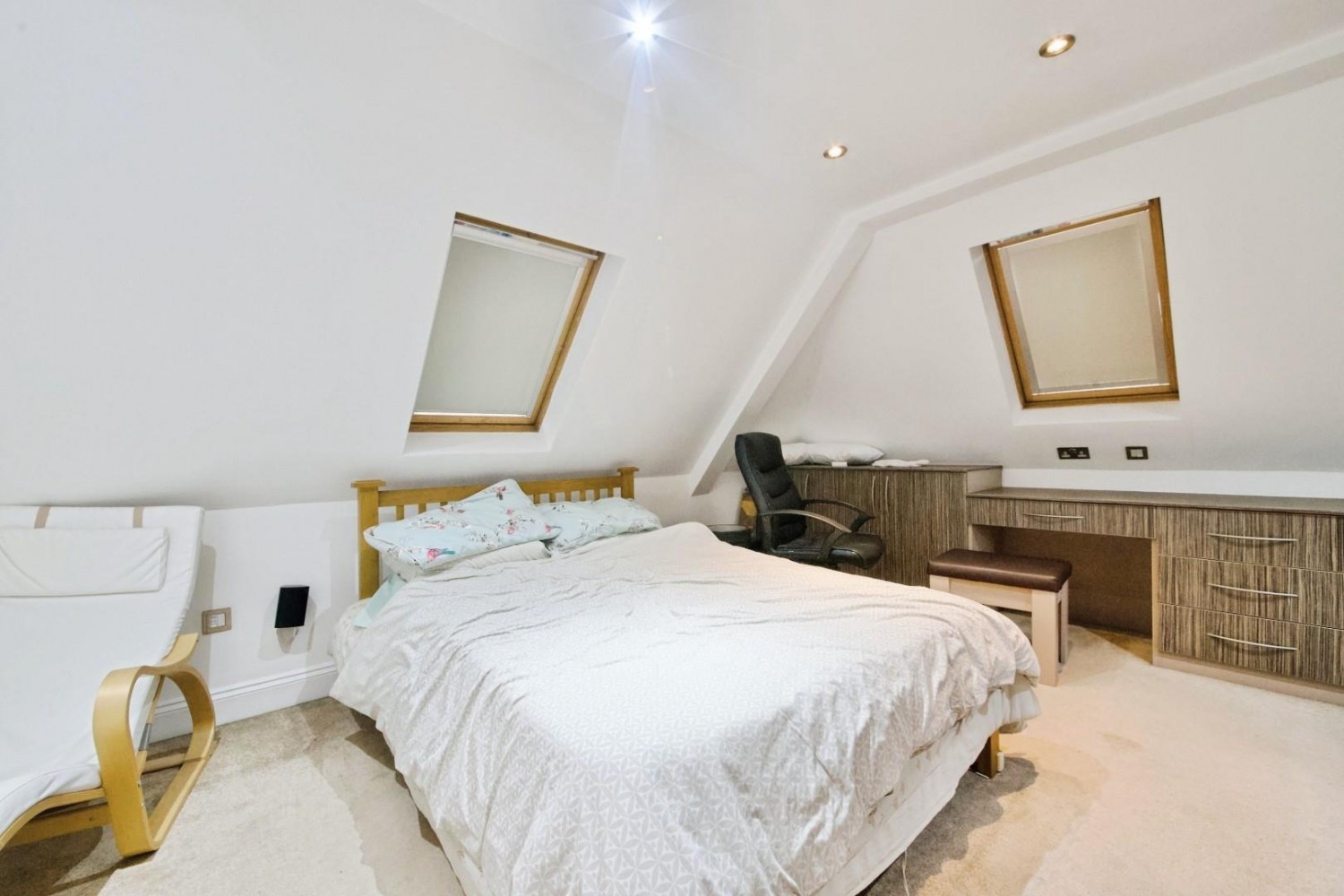 Woodhill Crescent, Harrow