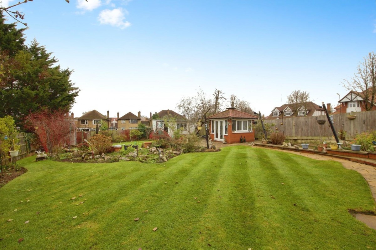 Woodhill Crescent, Harrow