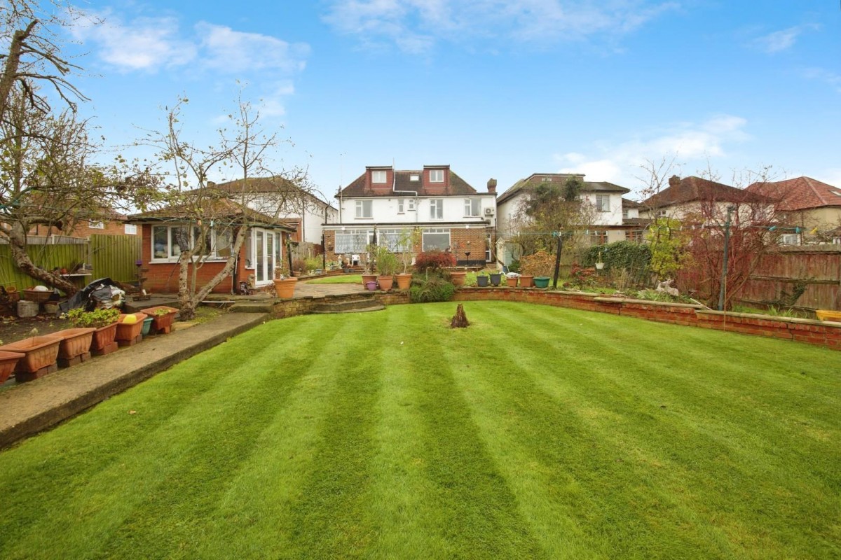 Woodhill Crescent, Harrow