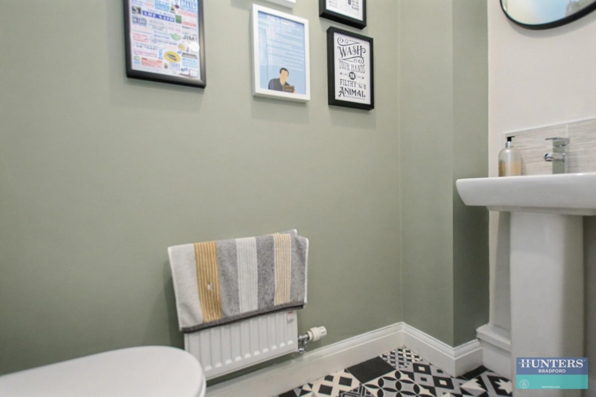 Fetlock drive Bradford, West Yorkshire, BD2 3FH