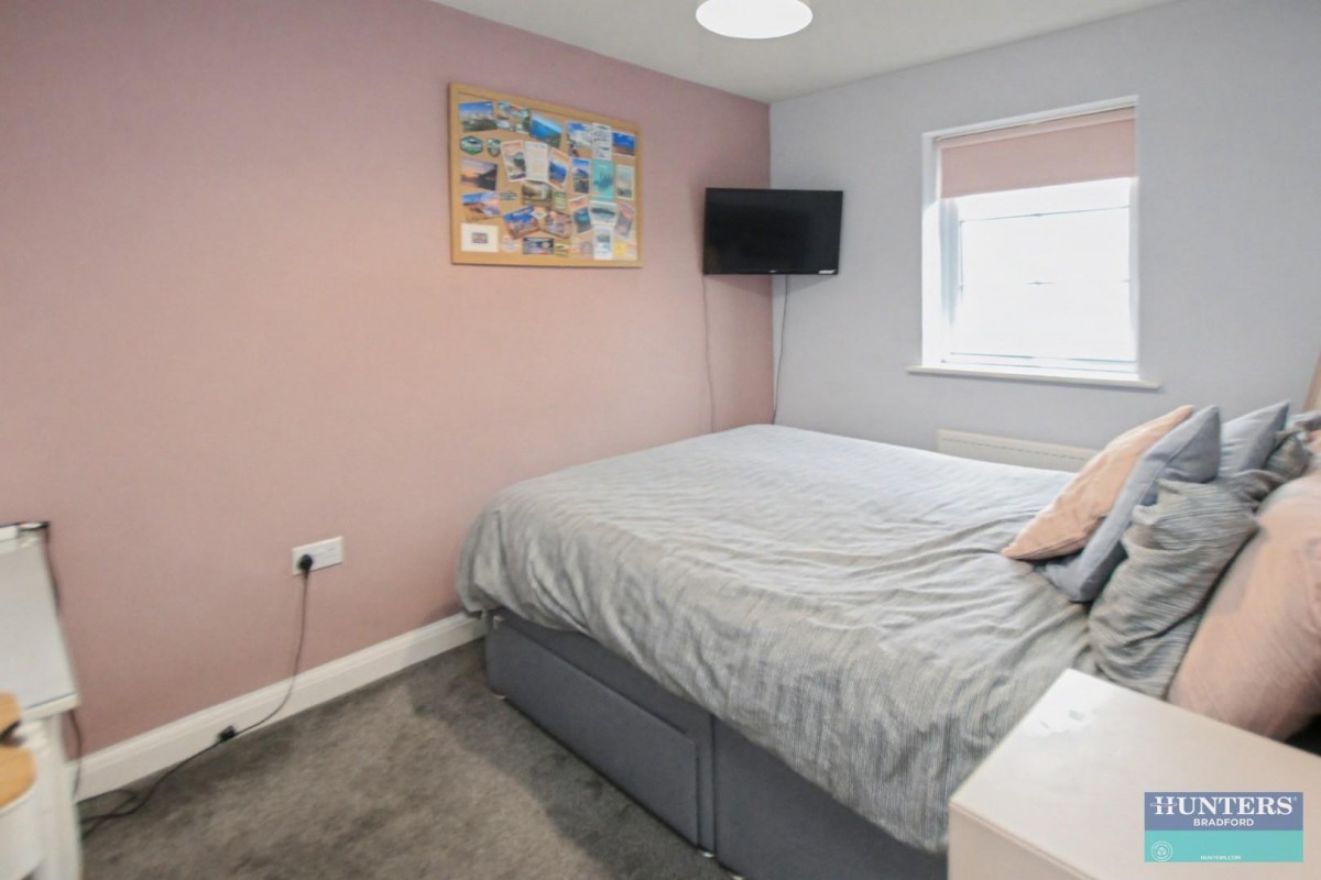 Fetlock drive Bradford, West Yorkshire, BD2 3FH