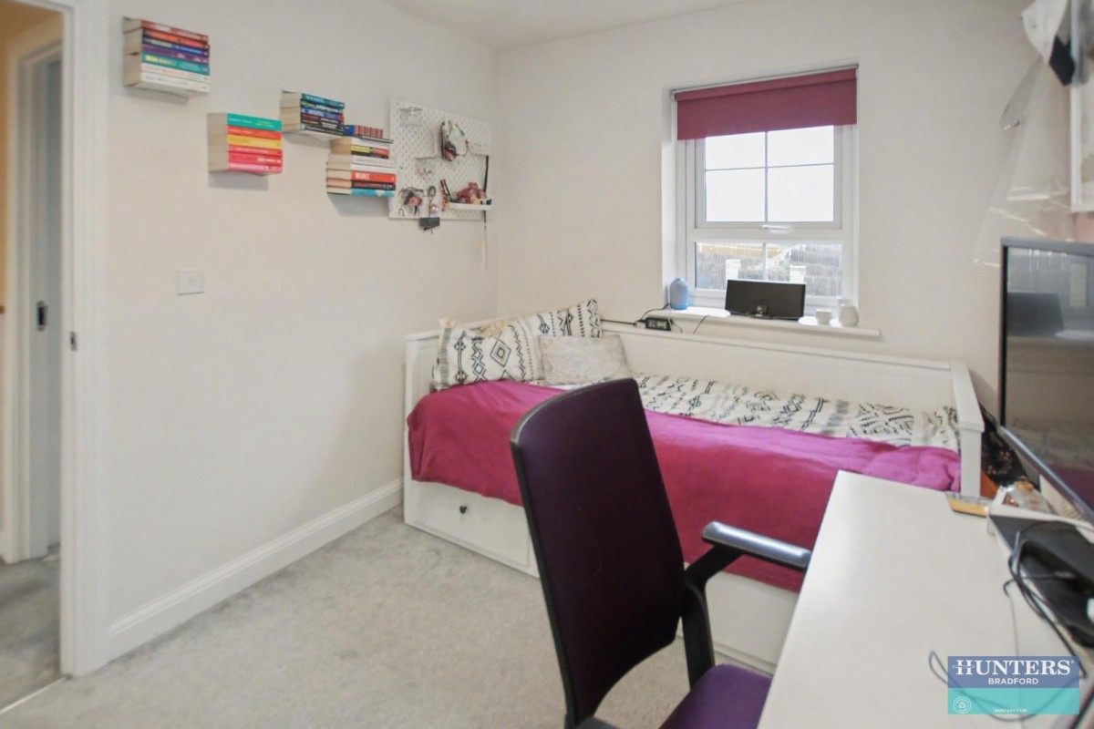 Fetlock drive Bradford, West Yorkshire, BD2 3FH