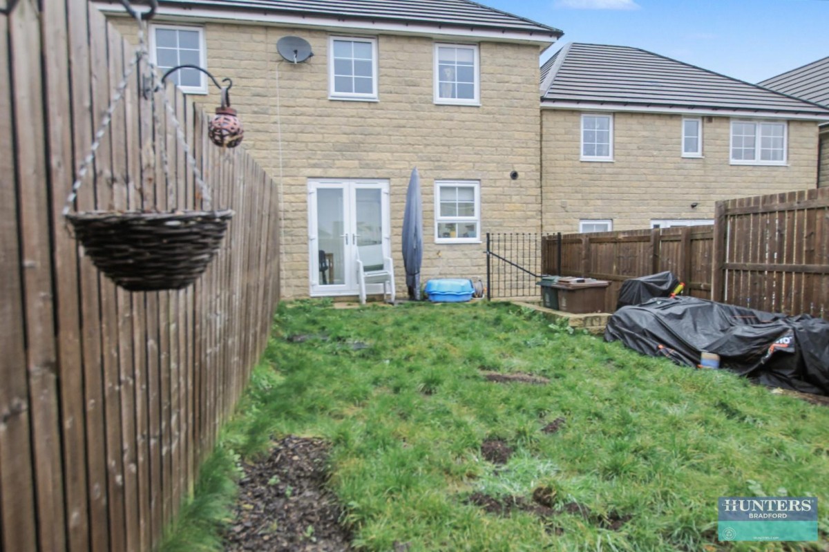 Fetlock drive Bradford, West Yorkshire, BD2 3FH
