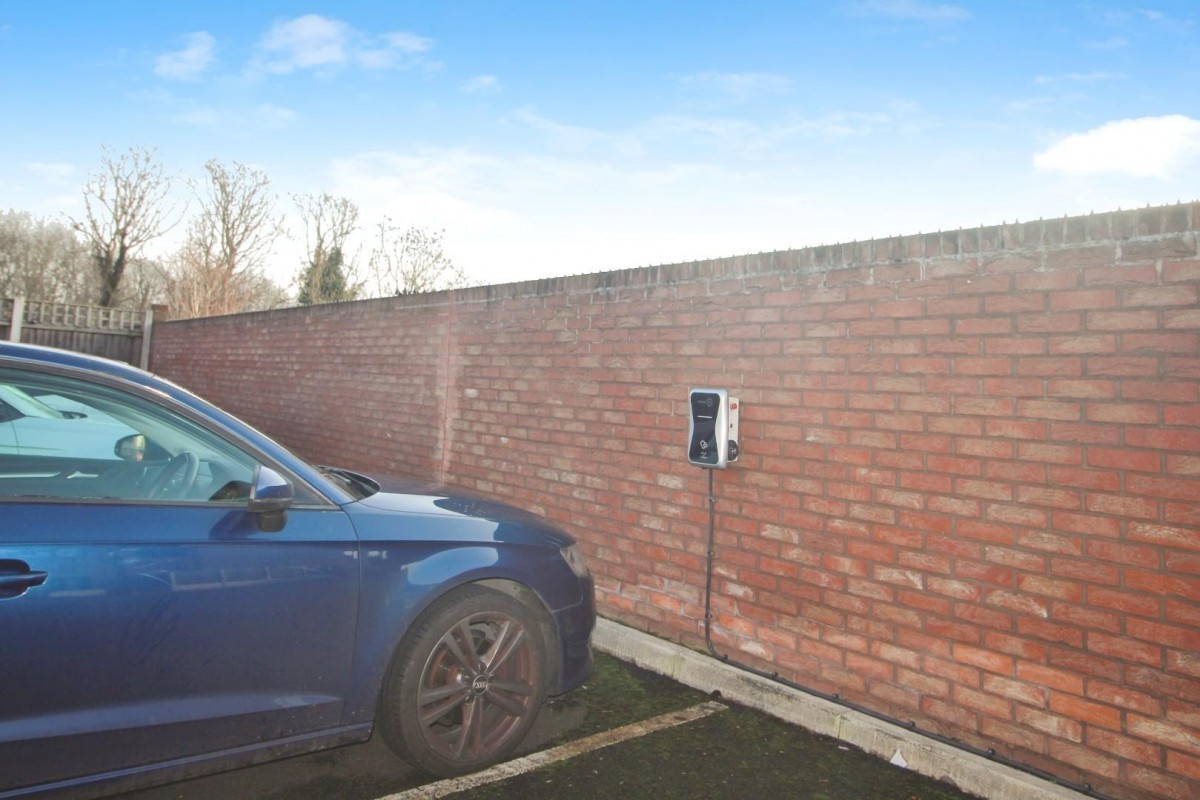 Peggy Lane, Manchester