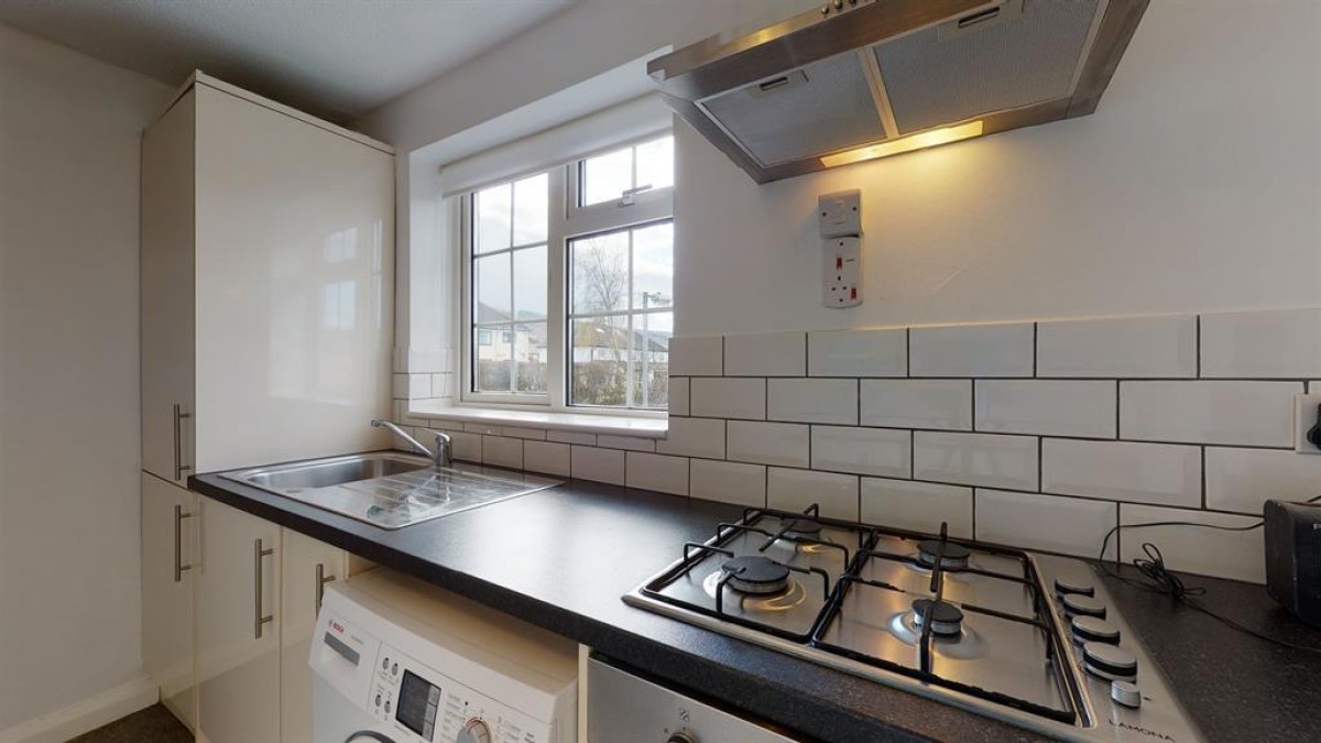 Elm Court, Brackenwood Close, Ilkley, LS29