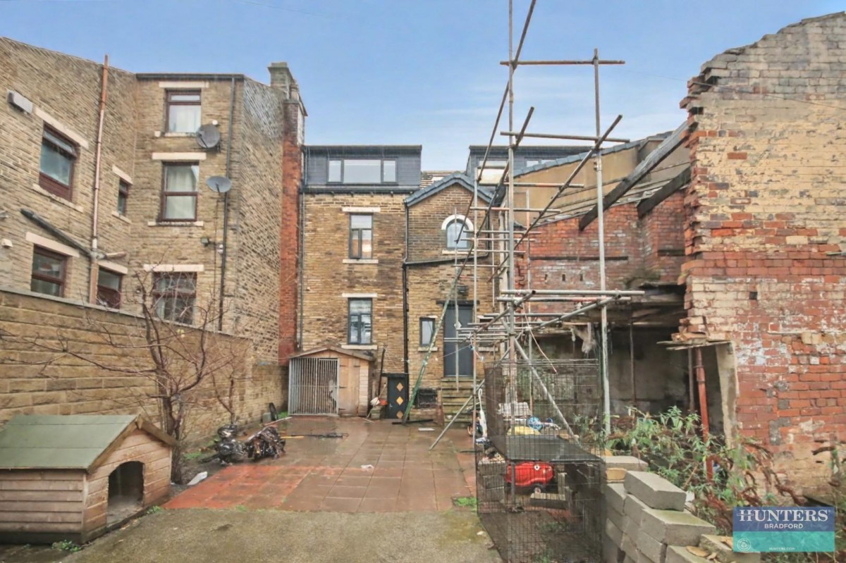 Leeds Old Road Bradford, West Yorkshire, BD3 8JS