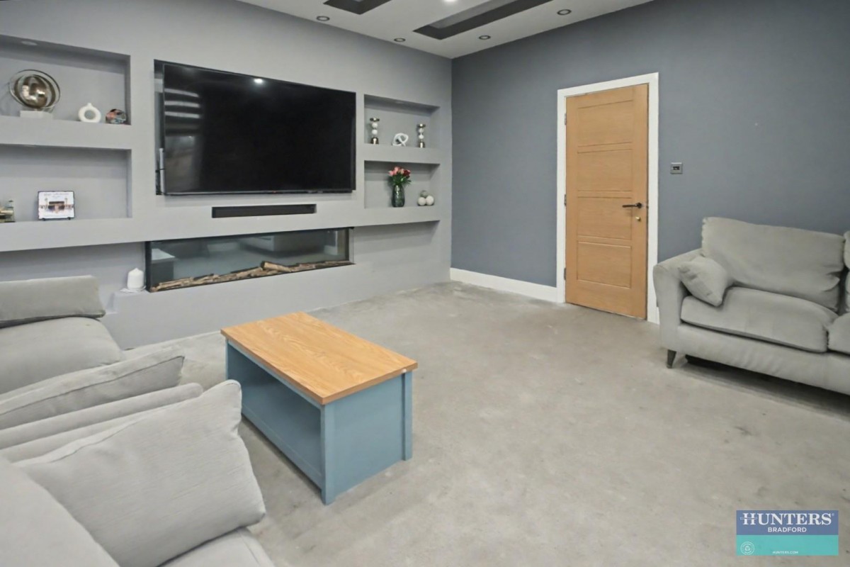 Leeds Old Road Bradford, West Yorkshire, BD3 8JS