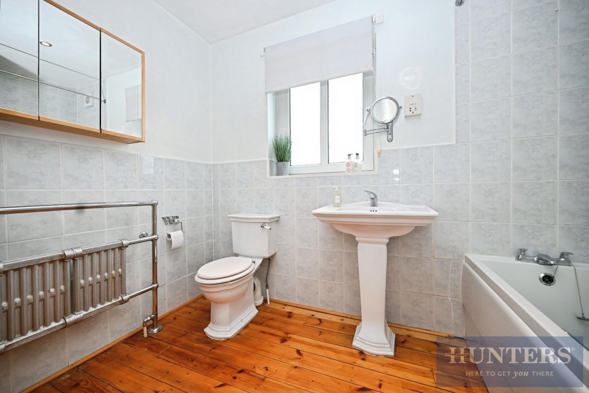 Thorpe Lane, Guiseley, Leeds