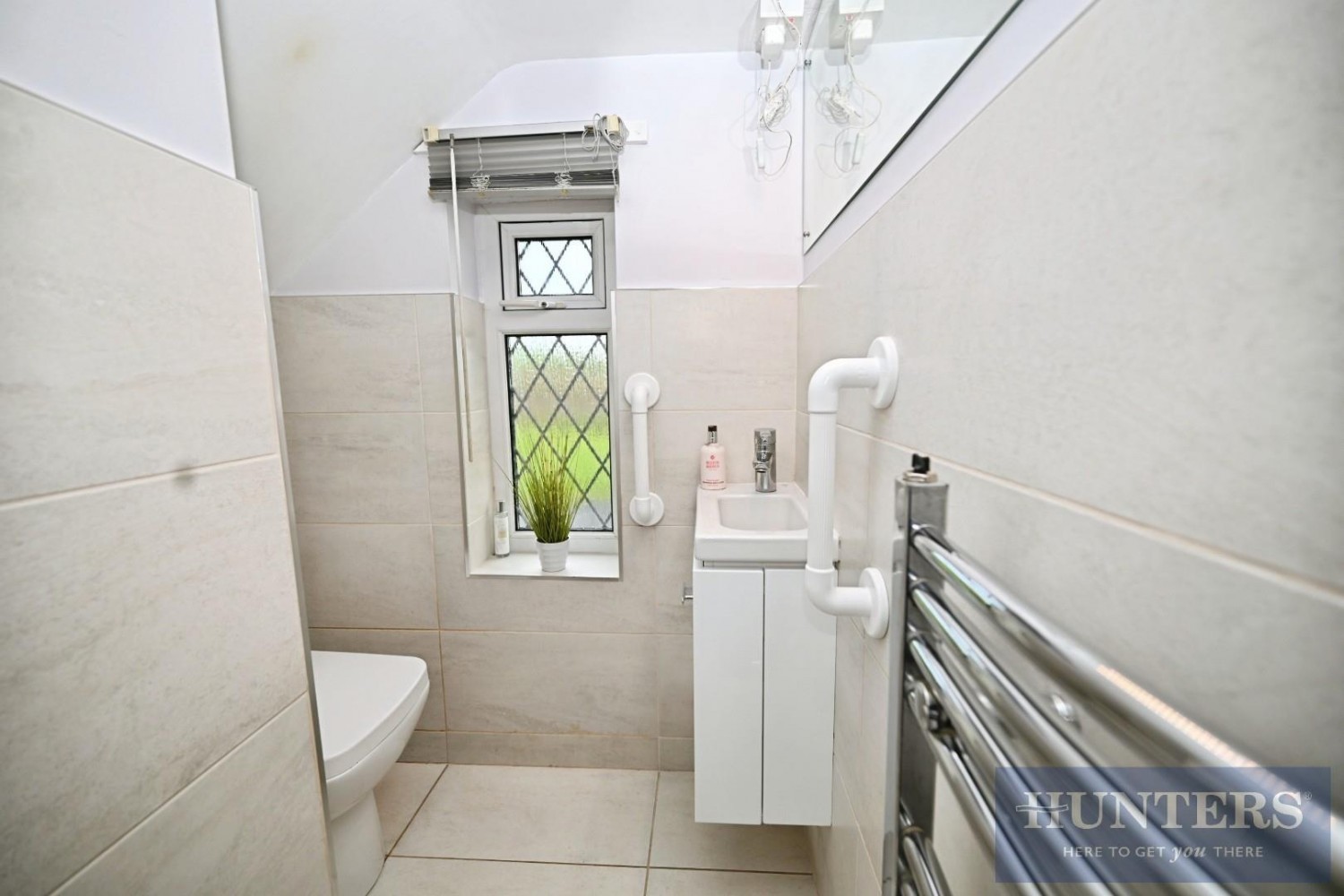 Thorpe Lane, Guiseley, Leeds