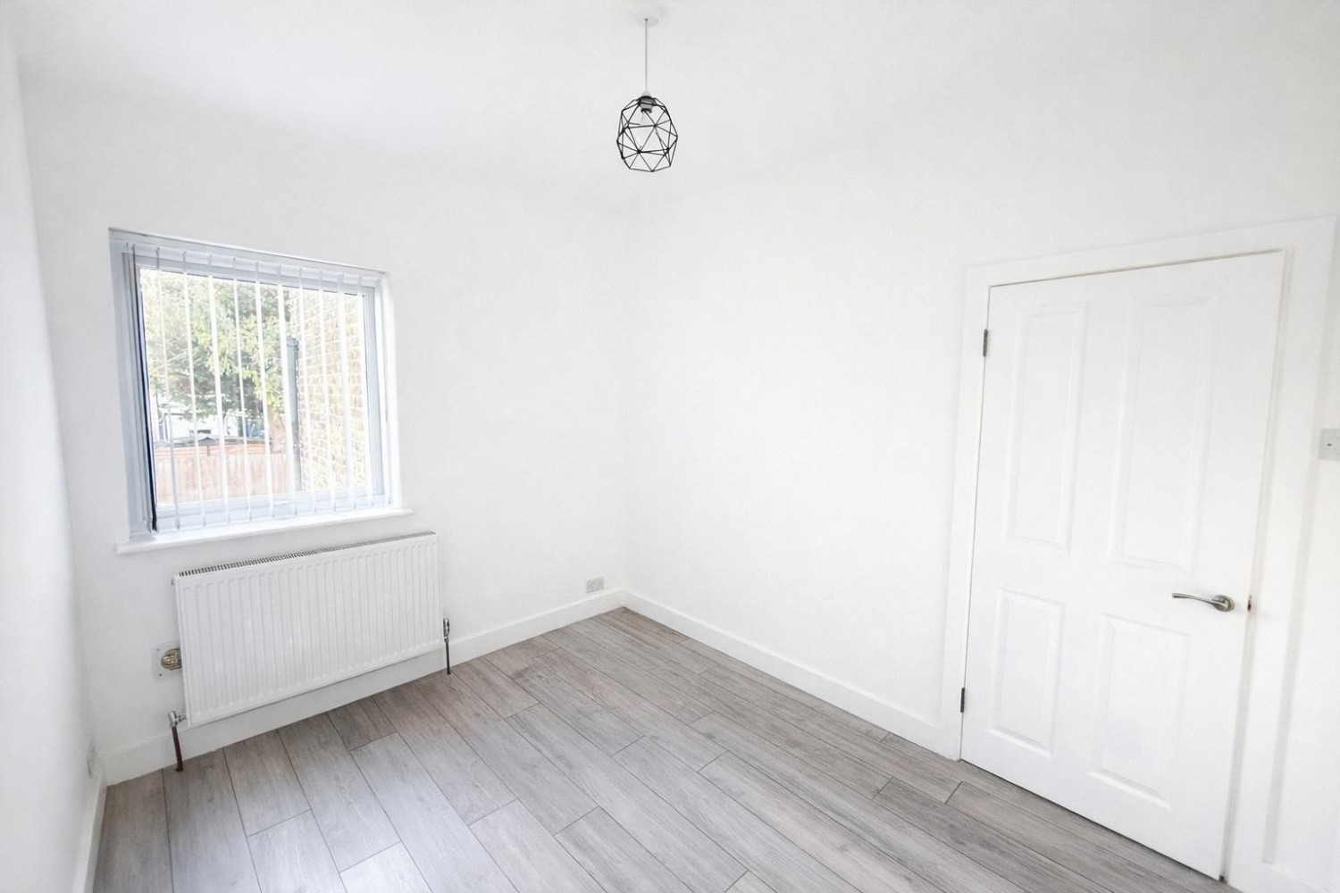 Sorrento Road, Sutton