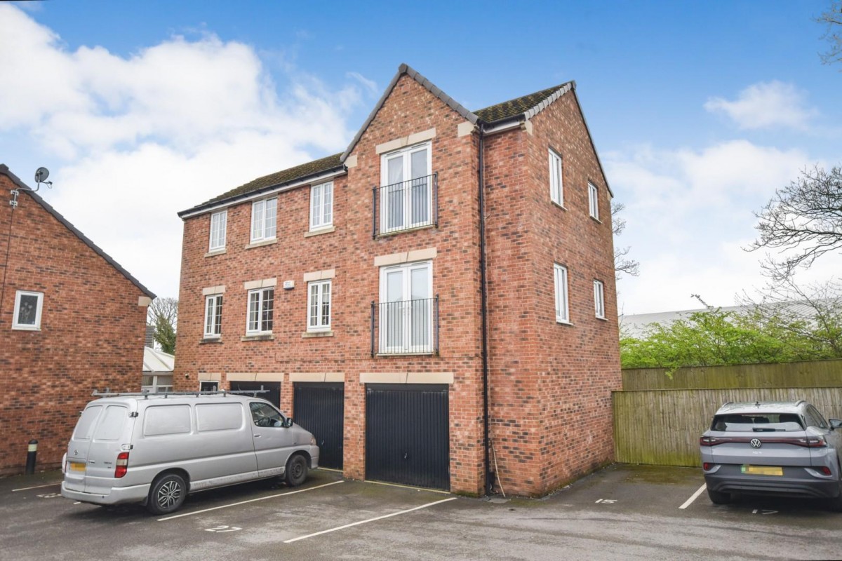 Redbrook Way, Bradford