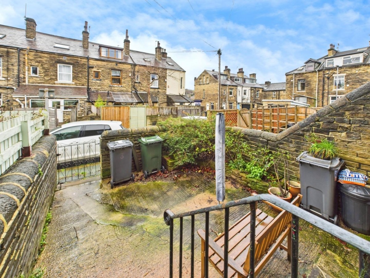 Birklands Terrace, Shipley