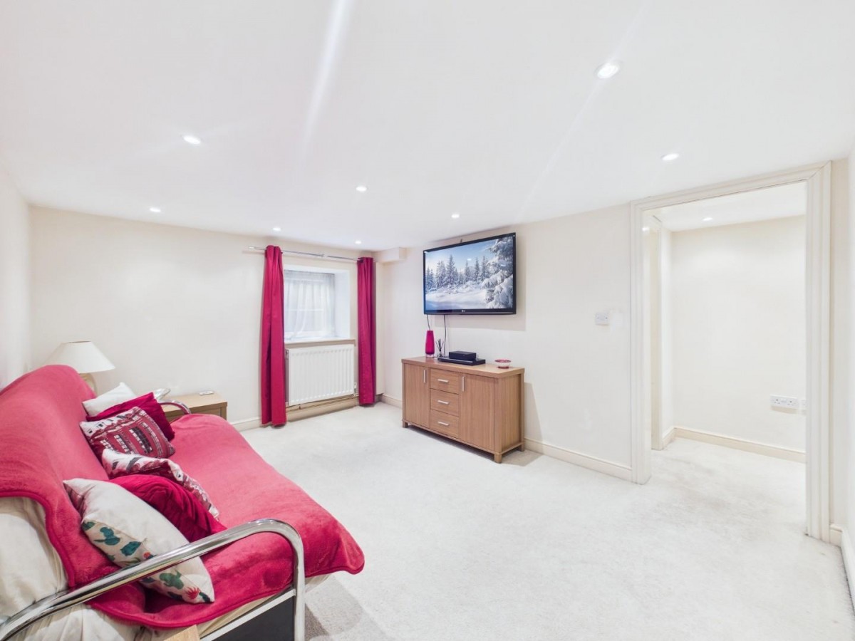 Birklands Terrace, Shipley