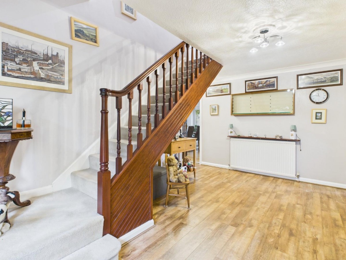 Longwood Avenue, Bingley, BD16 2RX