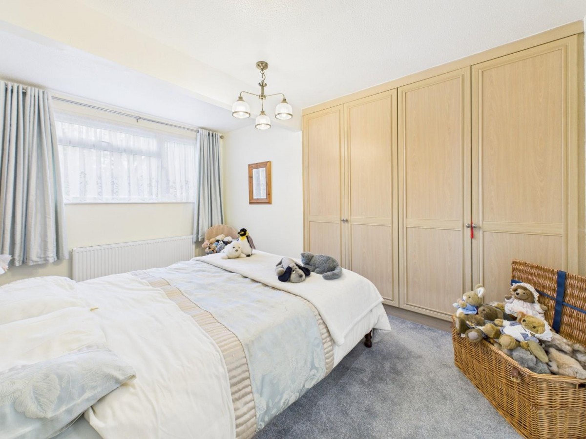 Longwood Avenue, Bingley, BD16 2RX