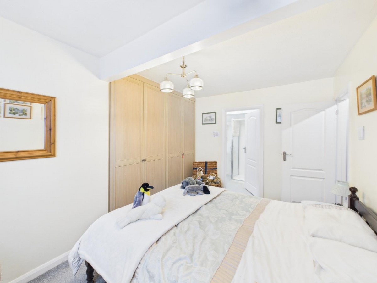 Longwood Avenue, Bingley, BD16 2RX