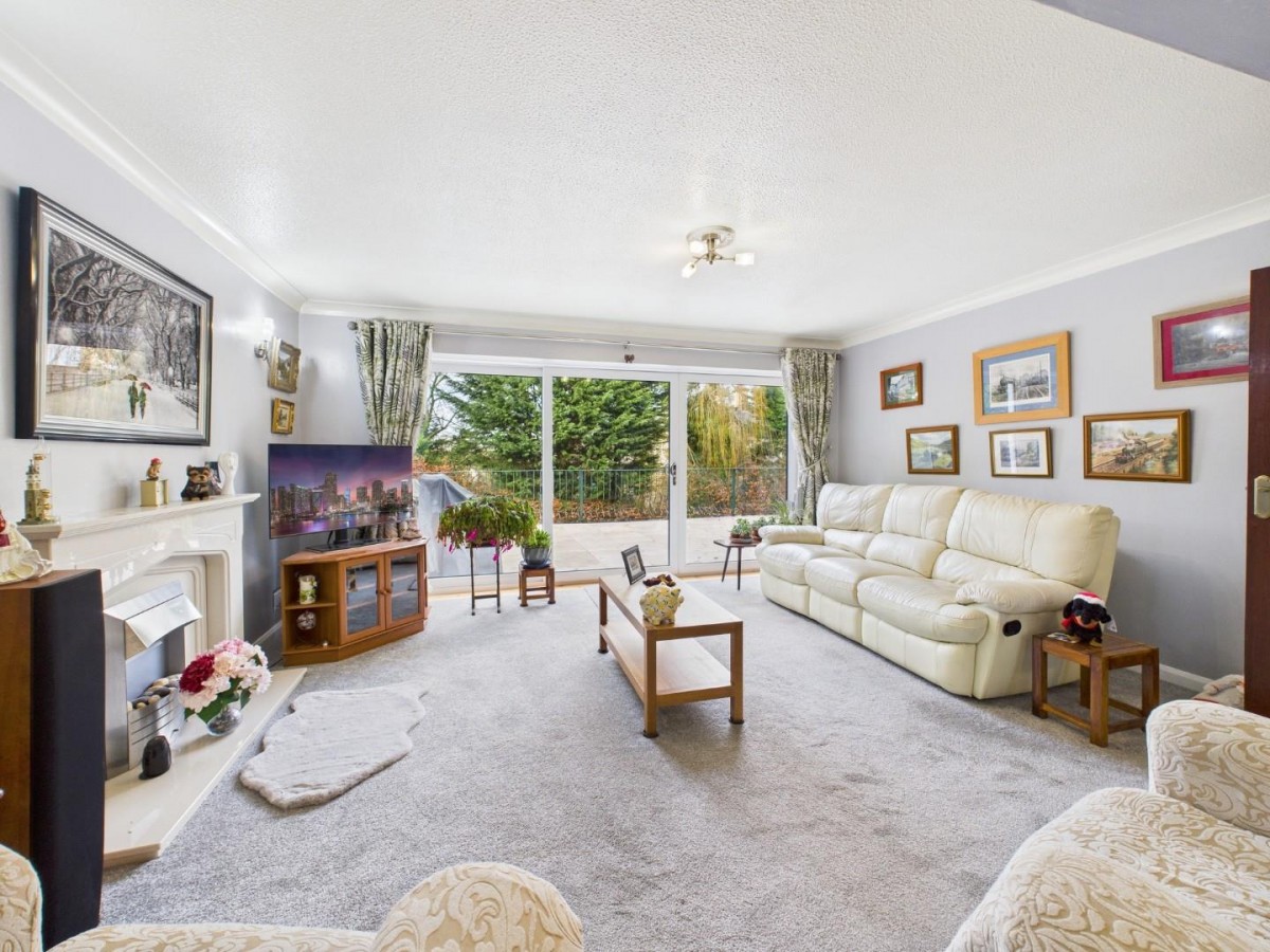 Longwood Avenue, Bingley, BD16 2RX