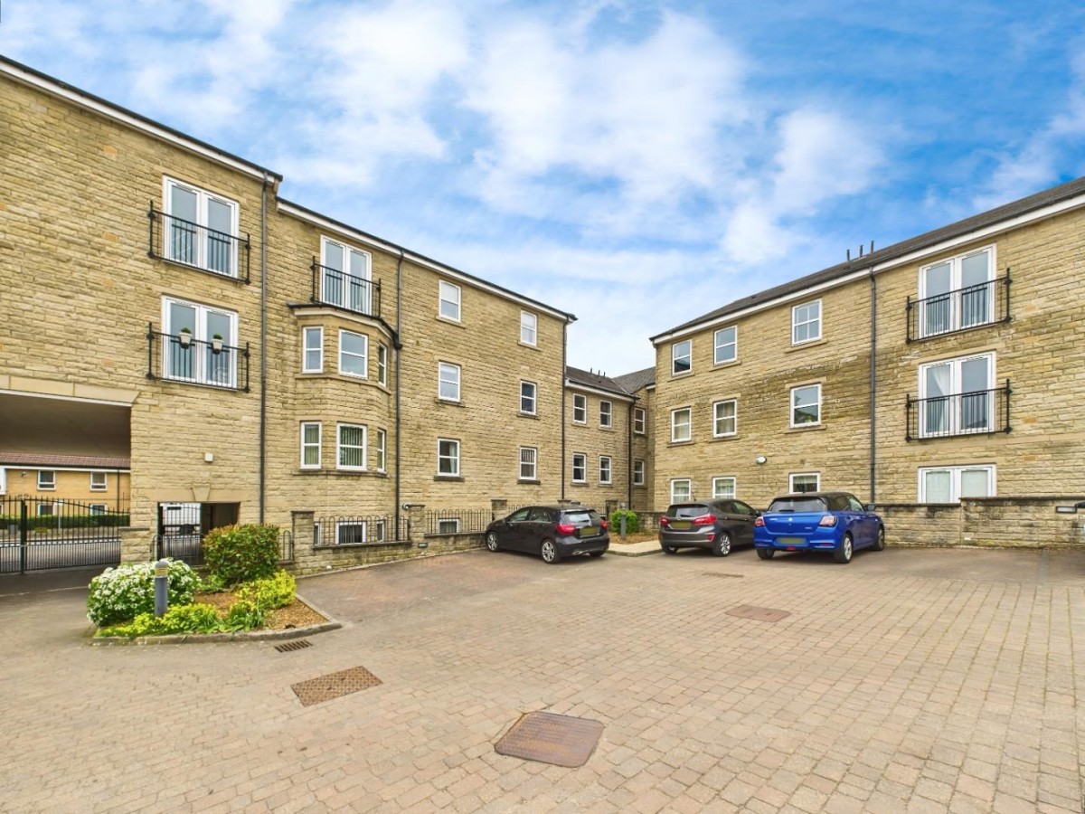 Sycamore Avenue, Bingley