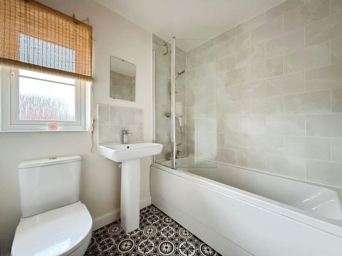 Artemus Silvey Close, Great Oldbury, Stonehouse