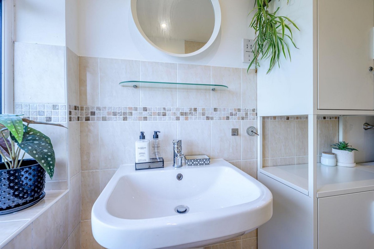 Whitmore Road, Stourbridge, DY8 3RE