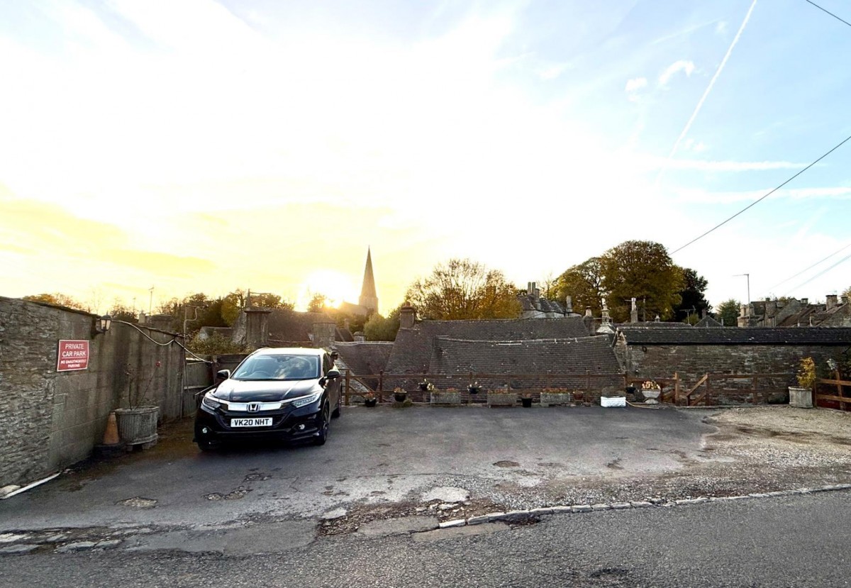 High Street, Bisley, Stroud