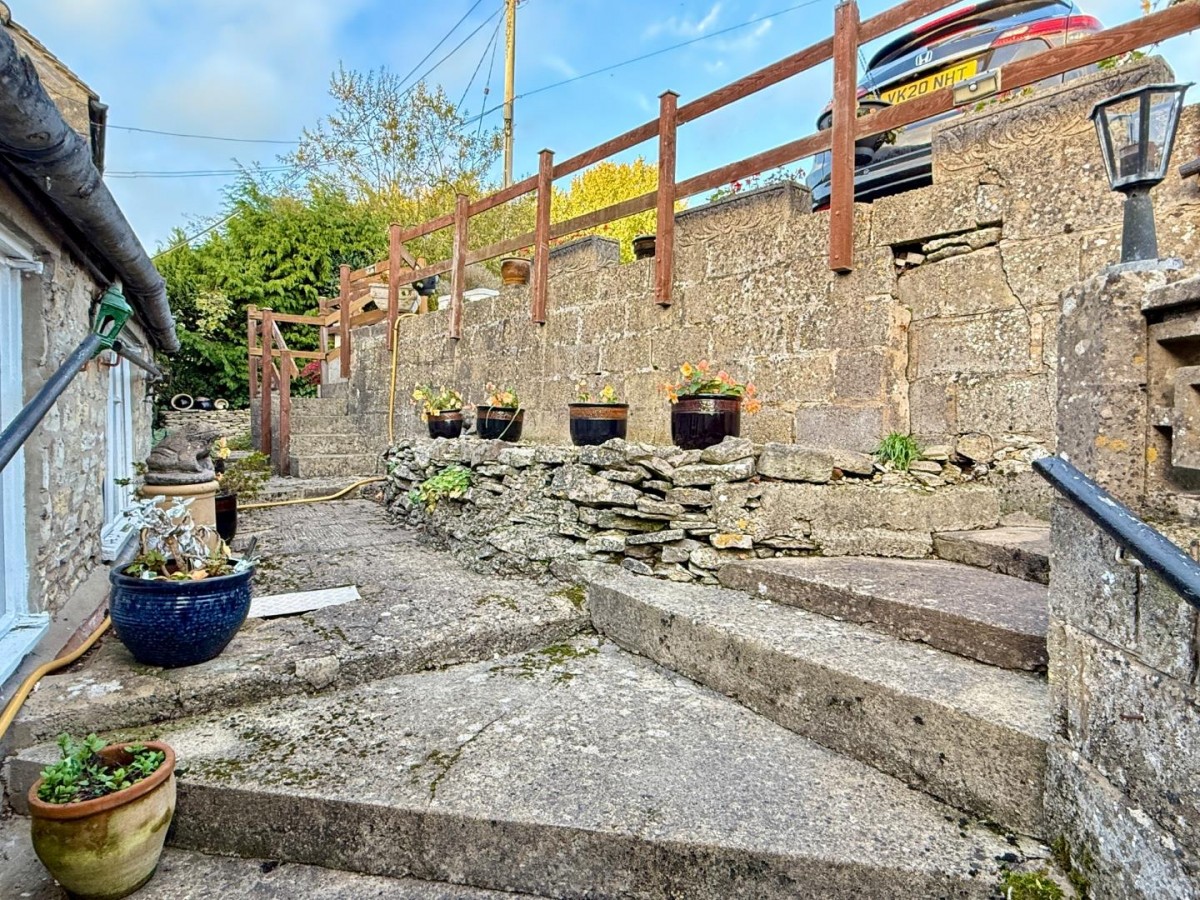 High Street, Bisley, Stroud