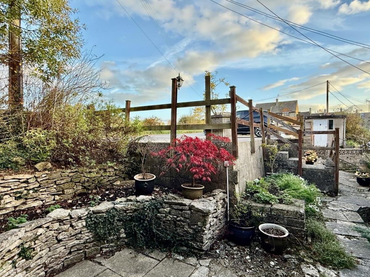 High Street, Bisley, Stroud