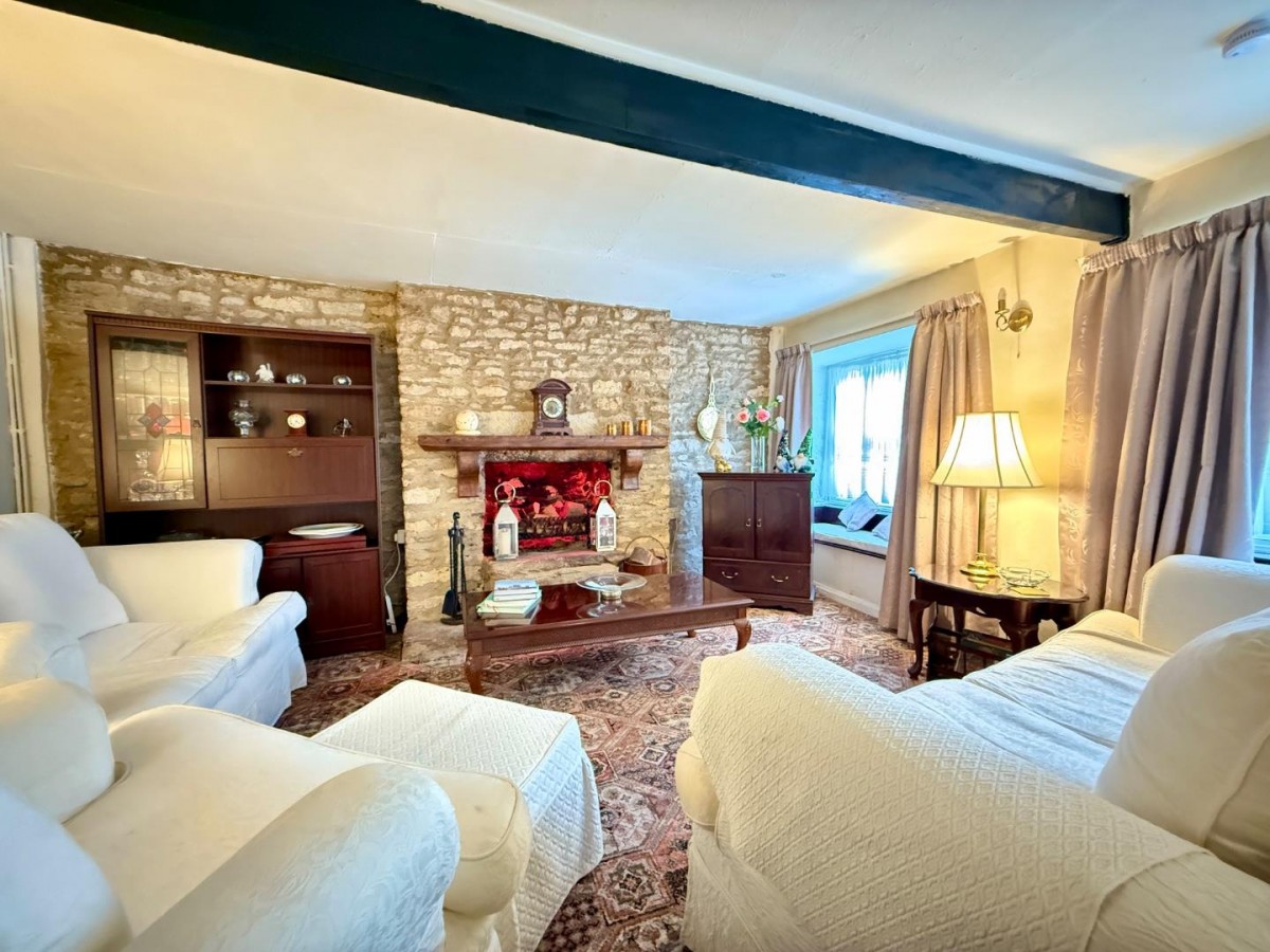 High Street, Bisley, Stroud