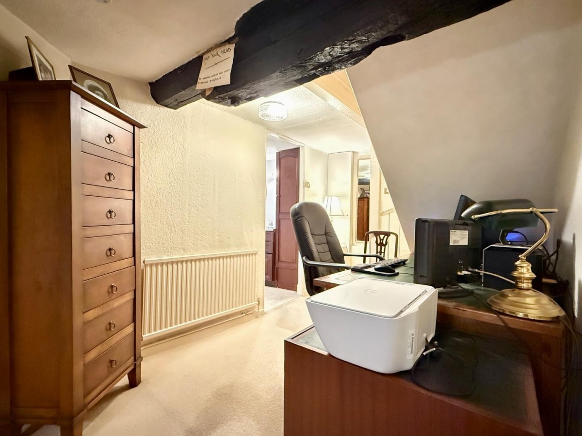 High Street, Bisley, Stroud