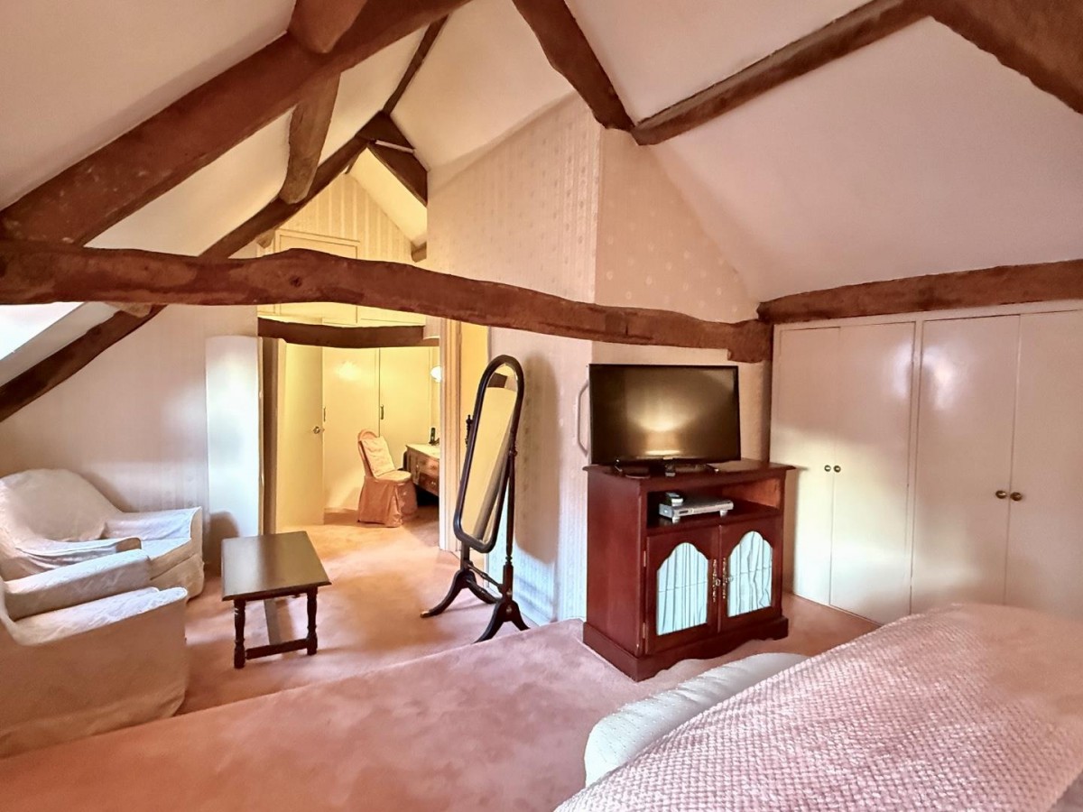 High Street, Bisley, Stroud