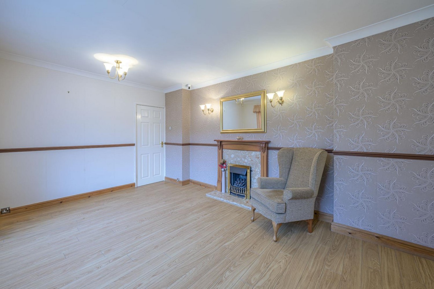 Essex Avenue, Kingswinford, DY6 9RH