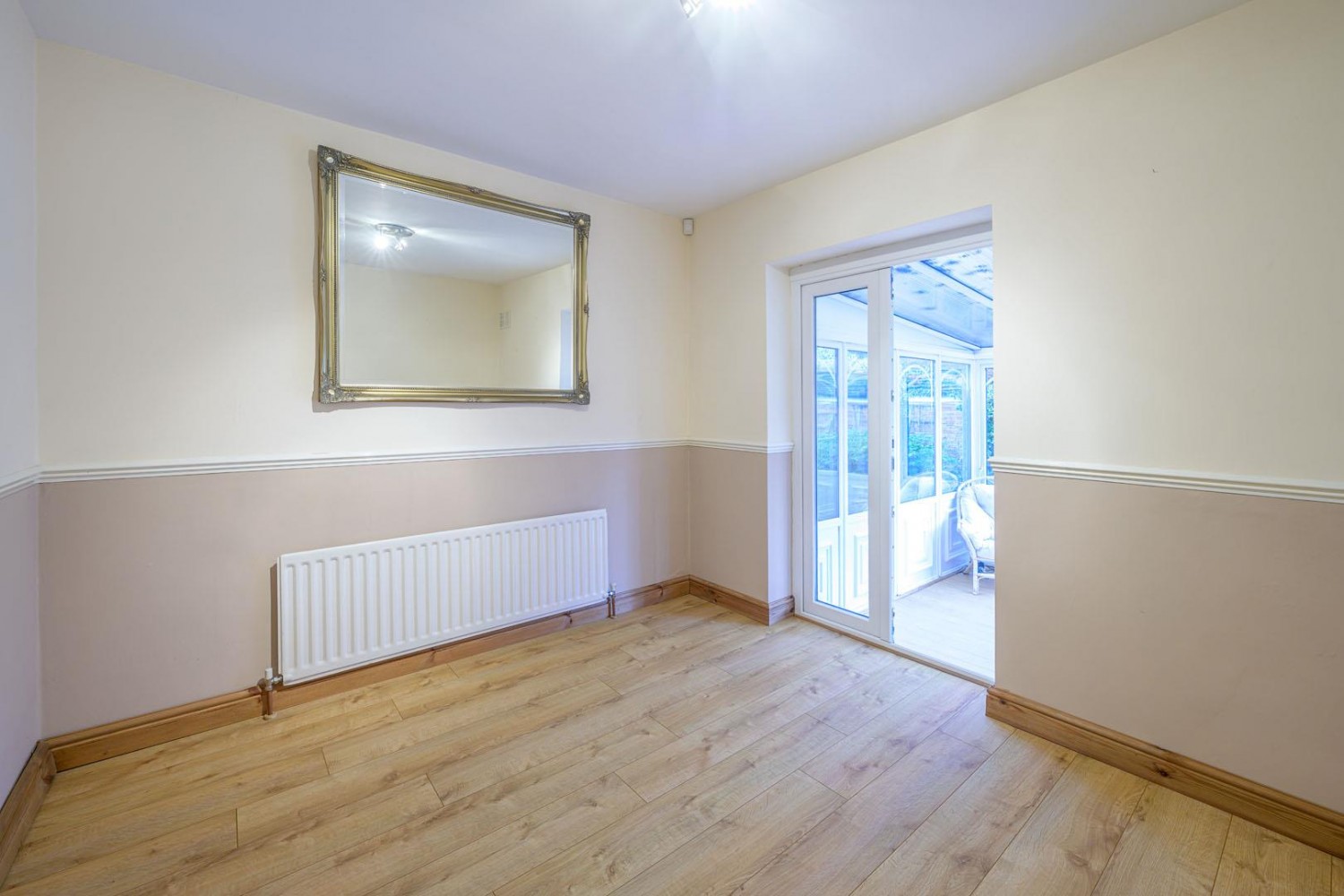 Essex Avenue, Kingswinford, DY6 9RH