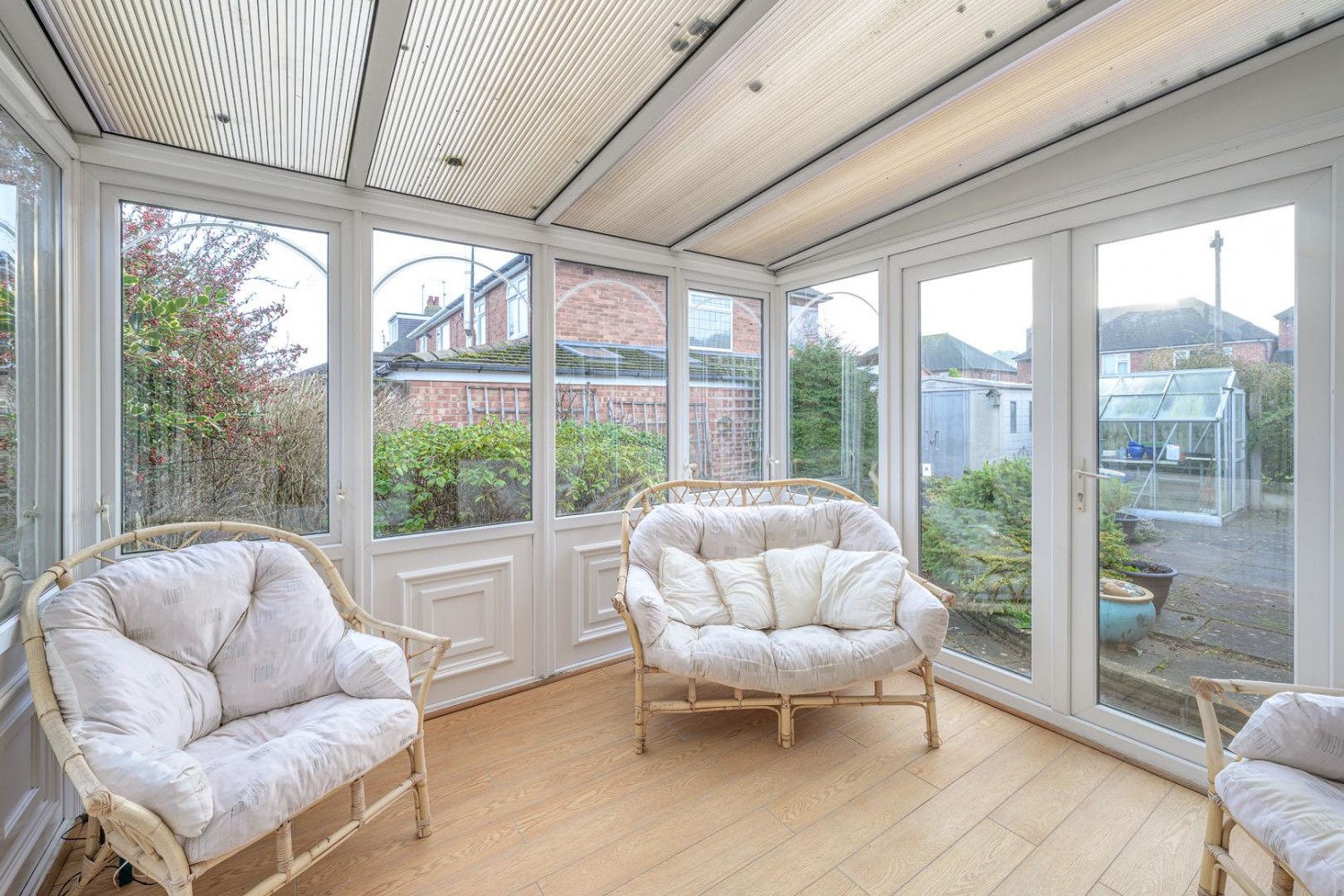 Essex Avenue, Kingswinford, DY6 9RH