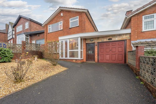 The Knoll, Kingswinford, DY6 8JT