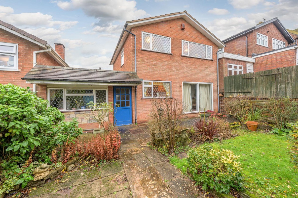 The Knoll, Kingswinford, DY6 8JT