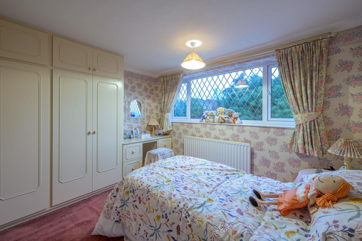 The Knoll, Kingswinford, DY6 8JT