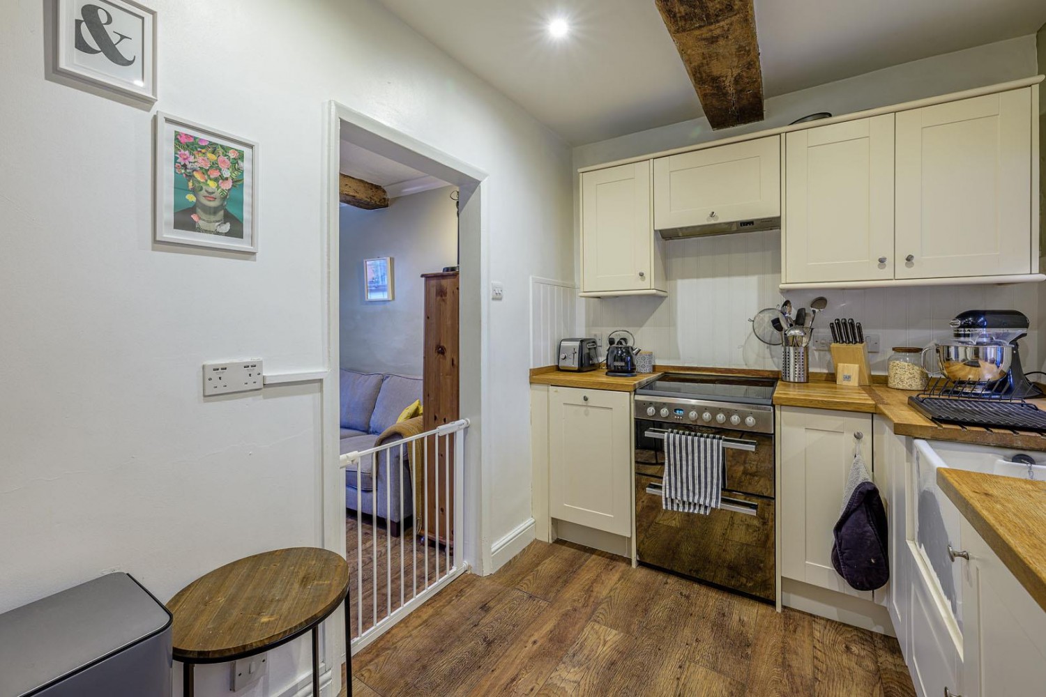 Hall Street, Oldswinford, Stourbridge, DY8 2JE