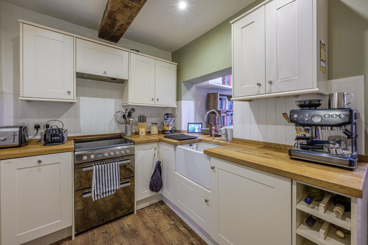 Hall Street, Oldswinford, Stourbridge, DY8 2JE