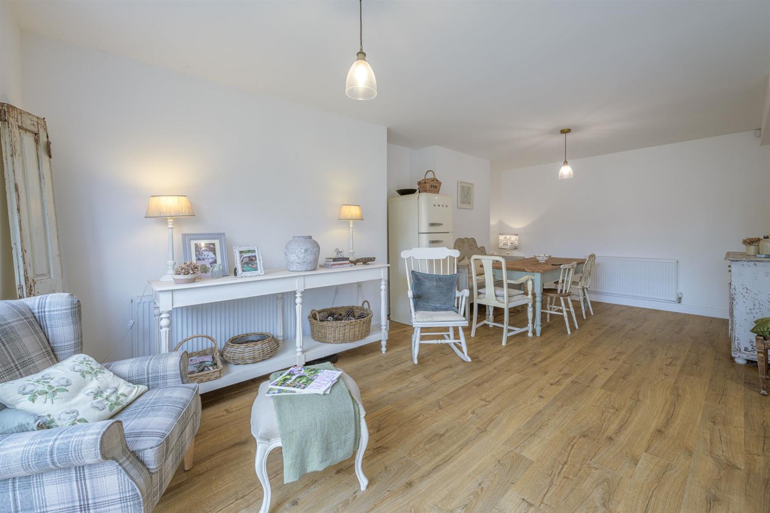 Wolverhampton Road, Kingswinford, DY6 7HY