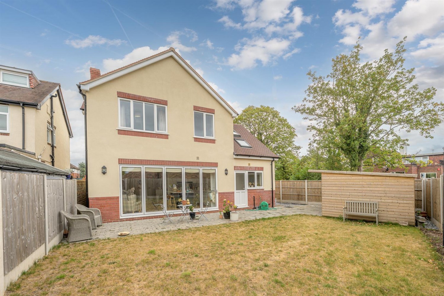 Wolverhampton Road, Kingswinford, DY6 7HY