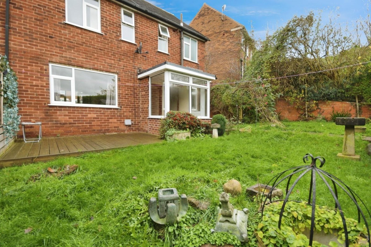 Dade Avenue, Inkersall, Chesterfield, S43 3SQ