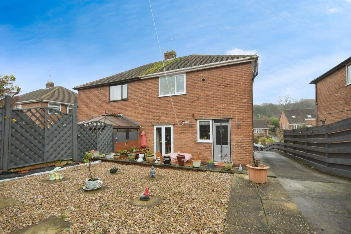 Davids Drive, Wingerworth, Chesterfield, S42 6TT