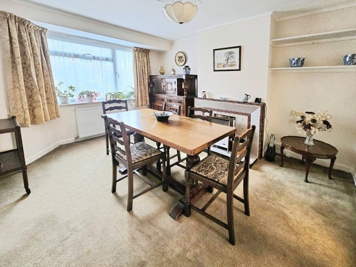 Leaze Close, Berkeley