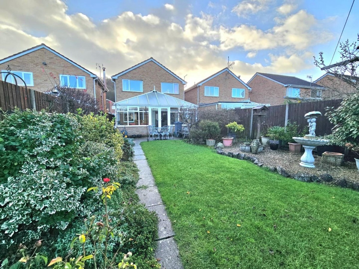 Broadmere Close, Dursley
