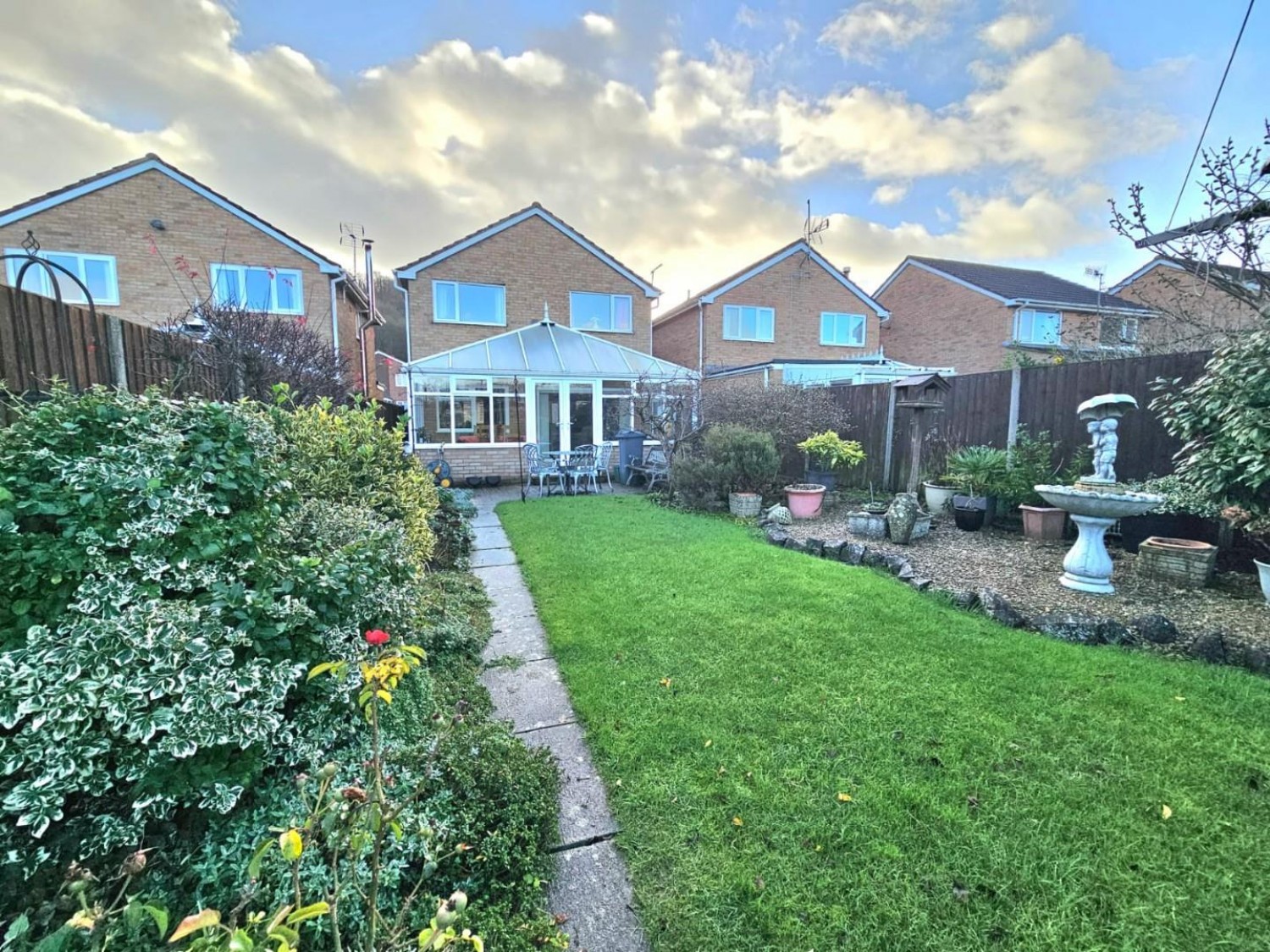 Broadmere Close, Dursley