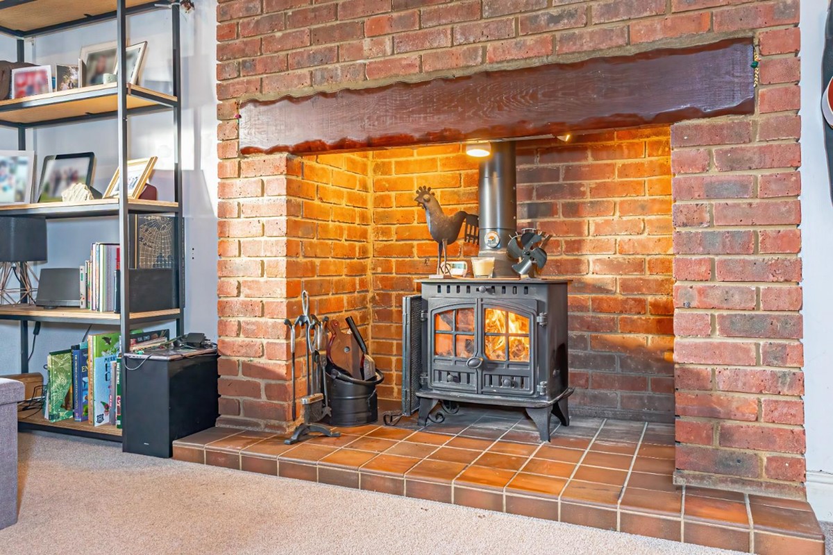 High Street, Eaton Bray