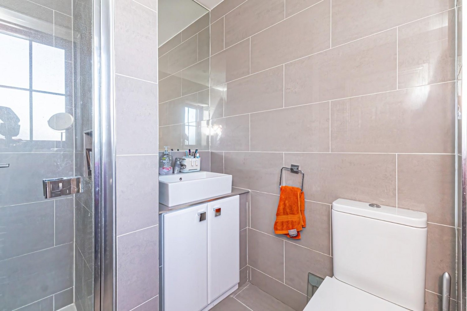 High Street, Eaton Bray