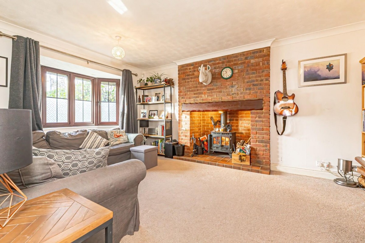 High Street, Eaton Bray