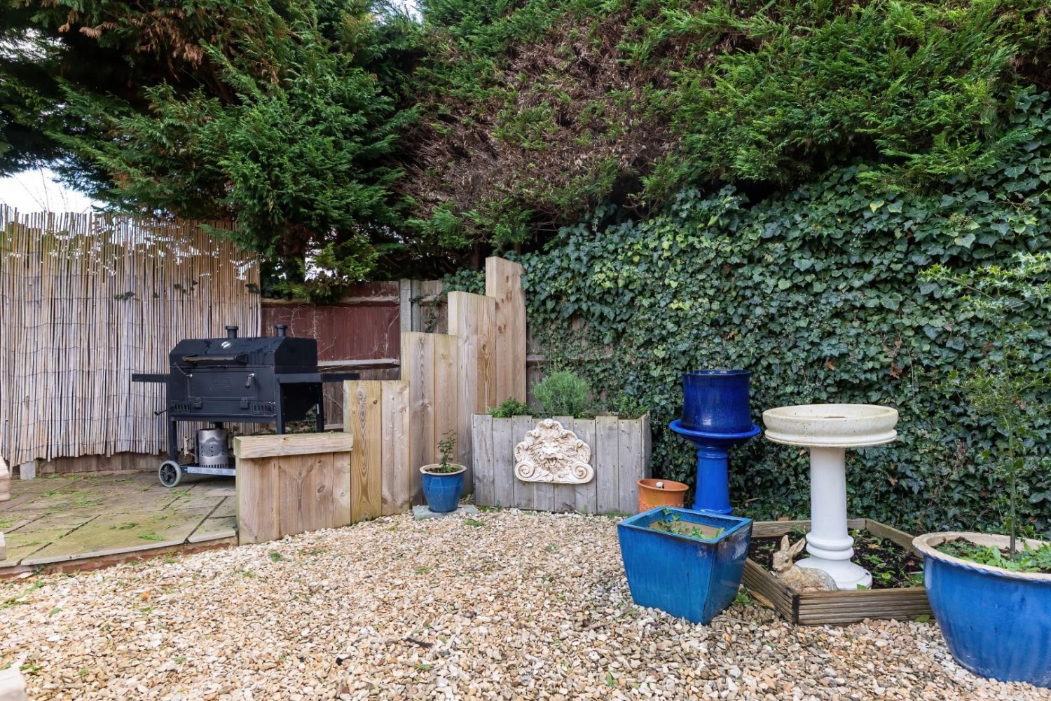 Crispin Field, Pitstone