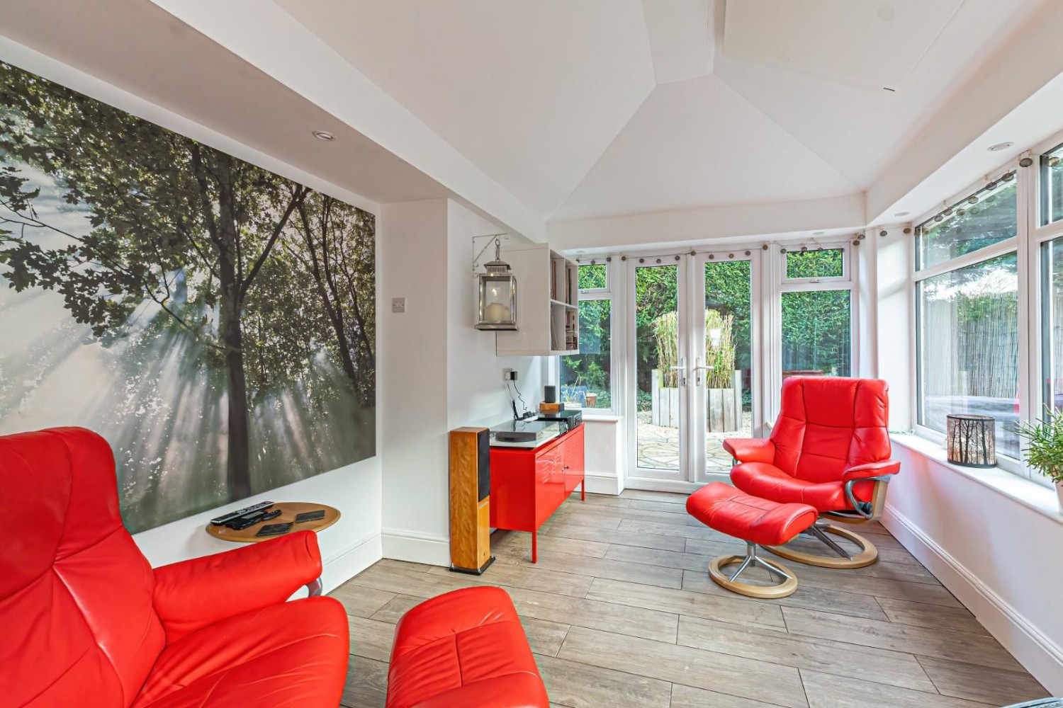 Crispin Field, Pitstone